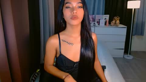 ur fave sanya online show from 03/21/26, 11:15