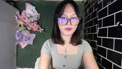 Snapshot of urpinay_pia chatting on 10/06/25, 02:20 Pia online show from 10/06/25, 02:20