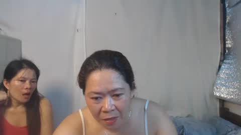 Snapshot of urpinay_singlemother chatting on 06/12/26, 10:03 urpinay_singlemother online show from 06/12/26, 10:03