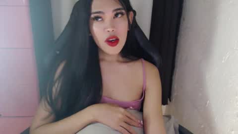 Jenny online show from 01/24/25, 01:45