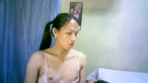 queen julia not into CHEAPGUY online show from 02/06/25, 03:09