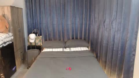 Mel online show from 01/25/25, 08:42