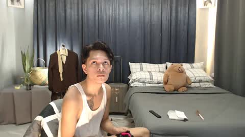 Mel online show from 02/19/25, 07:06