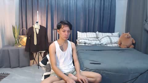 Mel online show from 02/21/25, 02:17