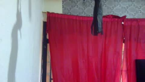 Aniie online show from 10/10/25, 08:41