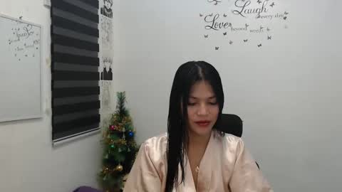 hi im kim online show from 12/18/24, 09:47
