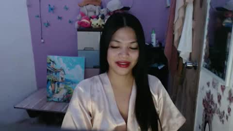 hi im kim online show from 04/24/26, 12:07