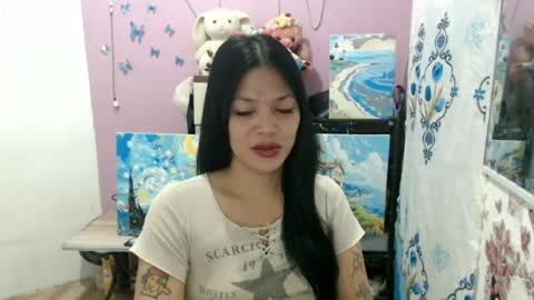 Snapshot of urpreciouspinayxxx chatting on 08/01/26, 12:59 hi im kim online show from 08/01/26, 12:59
