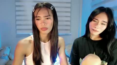 Snapshot of ursandra_xx chatting on 01/28/25, 04:41 ursandra_xx online show from 01/28/25, 04:41