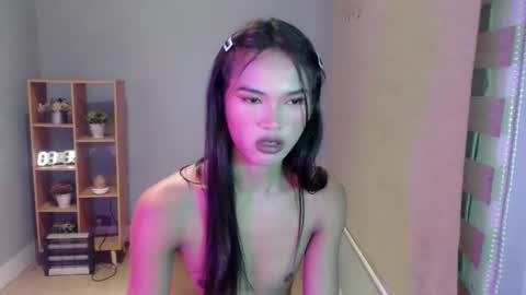 Snapshot of ursandra_xx chatting on 02/01/25, 02:02 ursandra_xx online show from 02/01/25, 02:02