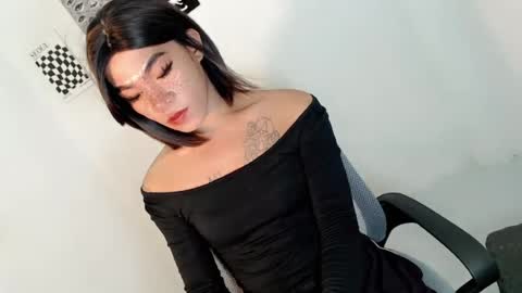 urseductive_mistress online show from 07/23/26, 05:05