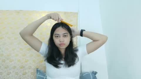 Snapshot of ursexy_pinay_skinny chatting on 09/26/25, 05:55 im jenny online show from 09/26/25, 05:55