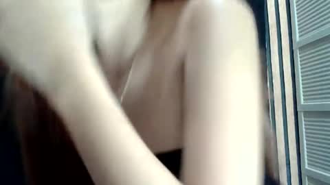Snapshot of urskinny_girl chatting on 02/05/25, 10:51 Jane online show from 02/05/25, 10:51