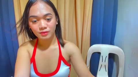 urslutty_mayie online show from 04/16/26, 07:03