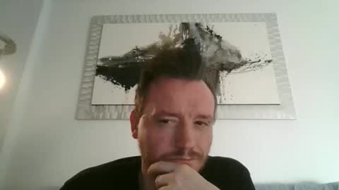 urspanishgentleman online show from 11/23/25, 02:17