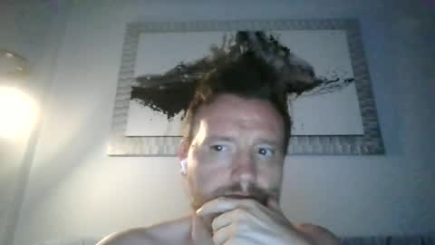 Snapshot of urspanishgentleman chatting on 06/23/26, 08:40 urspanishgentleman online show from 06/23/26, 08:40