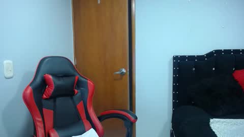 Eveling Blanco  online show from 04/23/26, 12:34