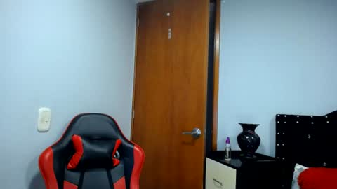 Eveling Blanco  online show from 07/17/26, 01:45