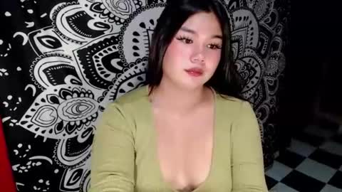 Snapshot of ursweet_ashley chatting on 11/29/25, 10:40 online show from 11/29/25, 10:40