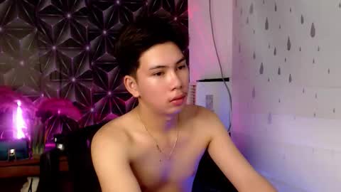 Snapshot of ursweet_jade chatting on 10/31/25, 10:16 ursweet_jade online show from 10/31/25, 10:16