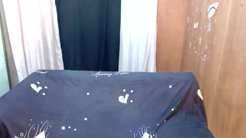 JEm online show from 12/21/25, 06:09