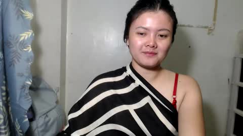 ursweet_lynie online show from 05/16/26, 03:36
