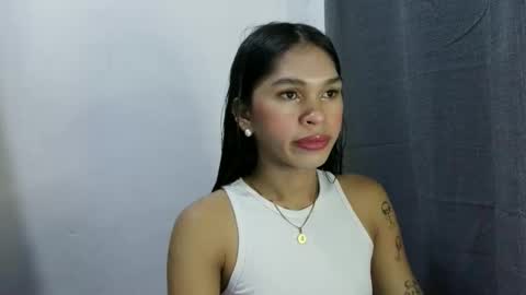 ursweet_zeviixx online show from 02/13/26, 10:33