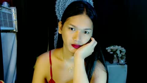 Snapshot of urthai_hotfilipinax chatting on 01/29/25, 11:04 angel online show from 01/29/25, 11:04