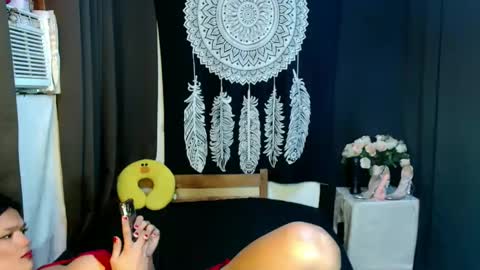 Snapshot of urthai_hotfilipinax chatting on 02/11/25, 02:46 angel online show from 02/11/25, 02:46