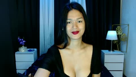 Snapshot of urthai_hotfilipinax chatting on 03/07/25, 11:49 angel online show from 03/07/25, 11:49