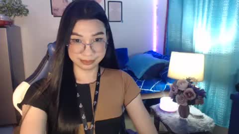 Snapshot of urwetasianprincessxx chatting on 12/22/24, 01:55 Ashley Kate Mateo Gray online show from 12/22/24, 01:55