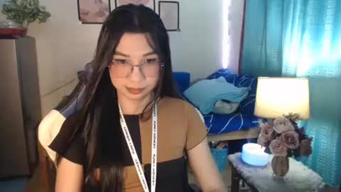 Snapshot of urwetasianprincessxx chatting on 01/07/25, 10:54 Ashley Kate Mateo Gray online show from 01/07/25, 10:54