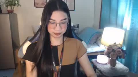 Snapshot of urwetasianprincessxx chatting on 02/28/25, 11:14 Ashley Kate Mateo Gray online show from 02/28/25, 11:14
