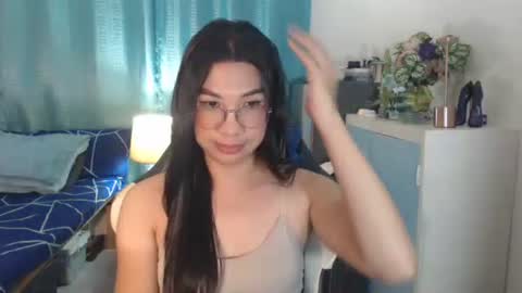 Snapshot of urwetasianprincessxx chatting on 10/06/25, 10:23 Ashley Kate Mateo Gray online show from 10/06/25, 10:23