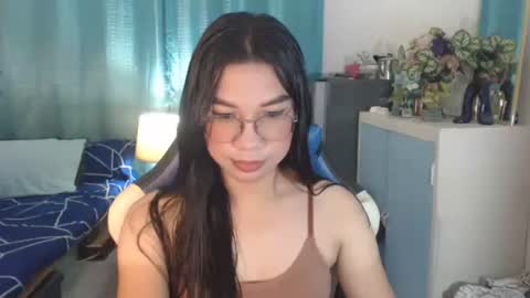Ashley Kate Mateo Gray online show from 10/22/25, 11:21