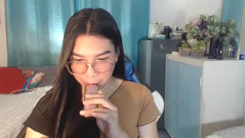 Ashley Kate Mateo Gray online show from 02/15/26, 10:58