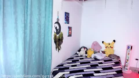    online show from 01/04/25, 01:21