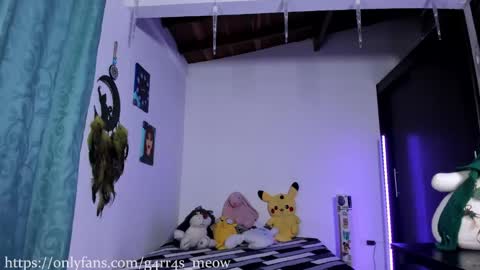    online show from 01/04/25, 04:23