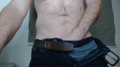 Snapshot of us5030 chatting on 01/01/25, 06:06 US5030 online show from 01/01/25, 06:06