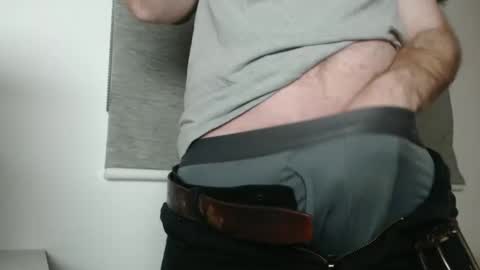 Snapshot of us5030 chatting on 01/08/25, 06:31 US5030 online show from 01/08/25, 06:31