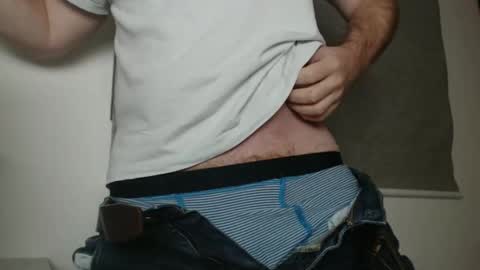 Snapshot of us5030 chatting on 11/06/25, 06:31 US5030 online show from 11/06/25, 06:31