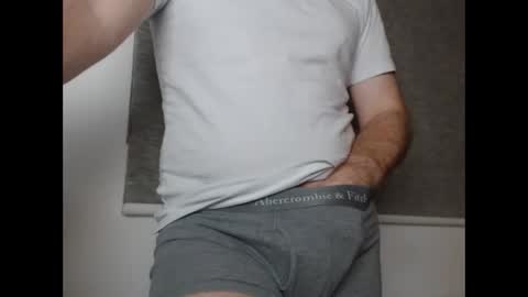 Snapshot of us5030 chatting on 12/05/25, 06:59 US5030 online show from 12/05/25, 06:59