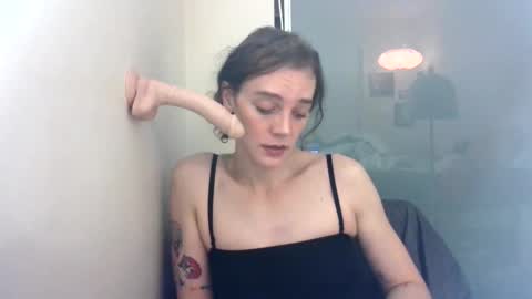 Snapshot of usedbooty chatting on 02/08/25, 03:52 Bianca Winter online show from 02/08/25, 03:52