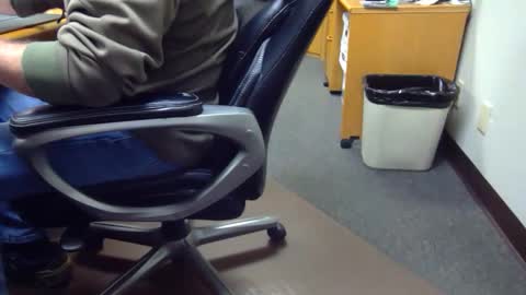 useemie online show from 04/26/26, 11:57