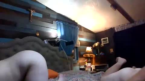 Snapshot of usfuk69 chatting on 10/12/25, 10:03 usfuk69 online show from 10/12/25, 10:03