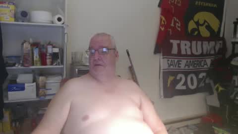 Eric online show from 01/04/25, 02:56