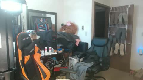 Snapshot of usgoober chatting on 05/14/26, 12:12 Eric online show from 05/14/26, 12:12