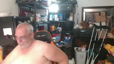 Snapshot of usgoober chatting on 05/24/26, 02:38 Eric online show from 05/24/26, 02:38