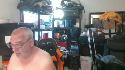 Snapshot of usgoober chatting on 05/28/26, 12:02 Eric online show from 05/28/26, 12:02