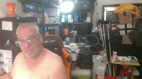 Snapshot of usgoober chatting on 06/04/26, 01:55 Eric online show from 06/04/26, 01:55